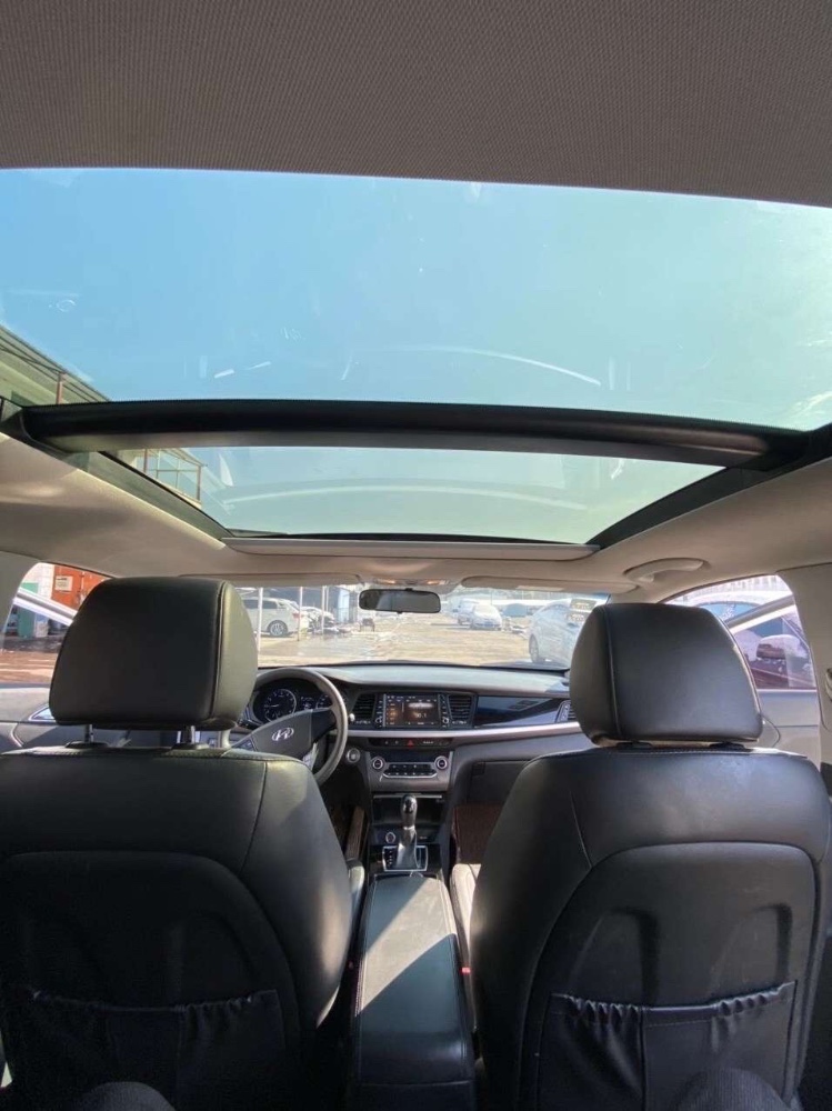 郑州18年现代名图9