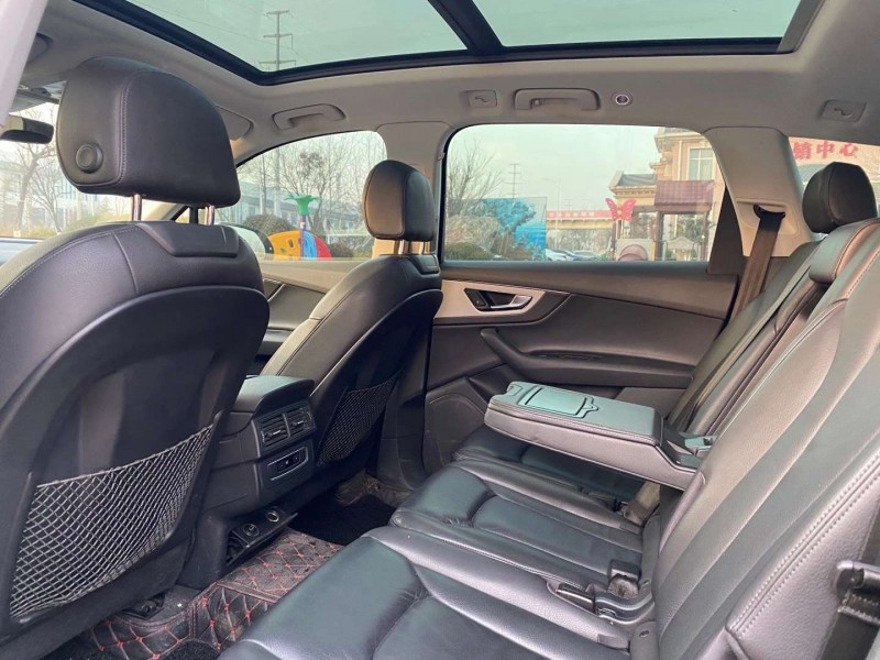 青岛17年奥迪Q72