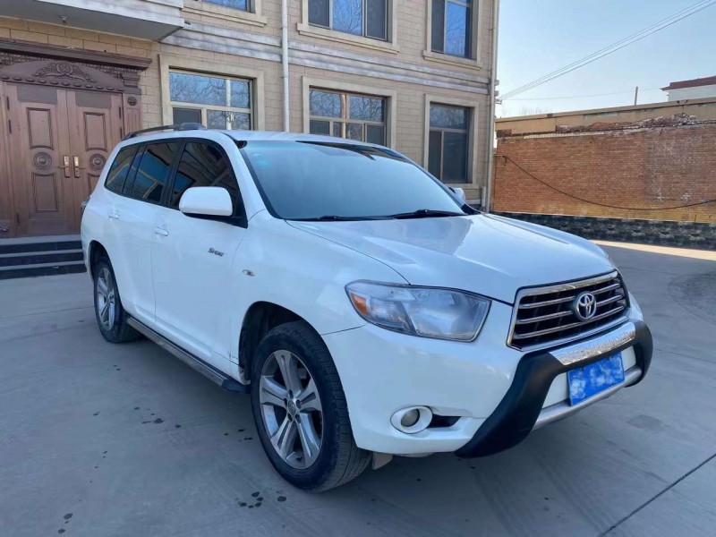 保定10年丰田汉兰达3