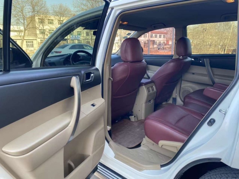 保定10年丰田汉兰达5