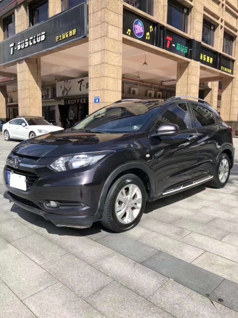 佛山16年本田缤智2