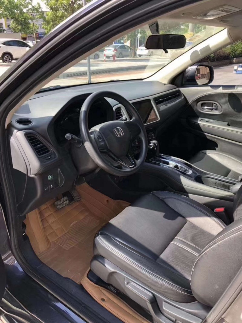 佛山16年本田缤智7