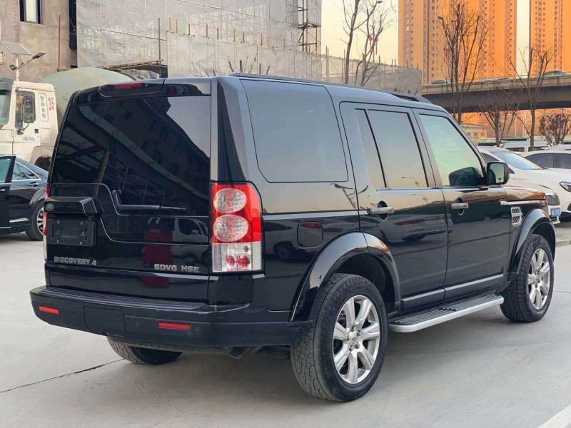 成都13年路虎发现44