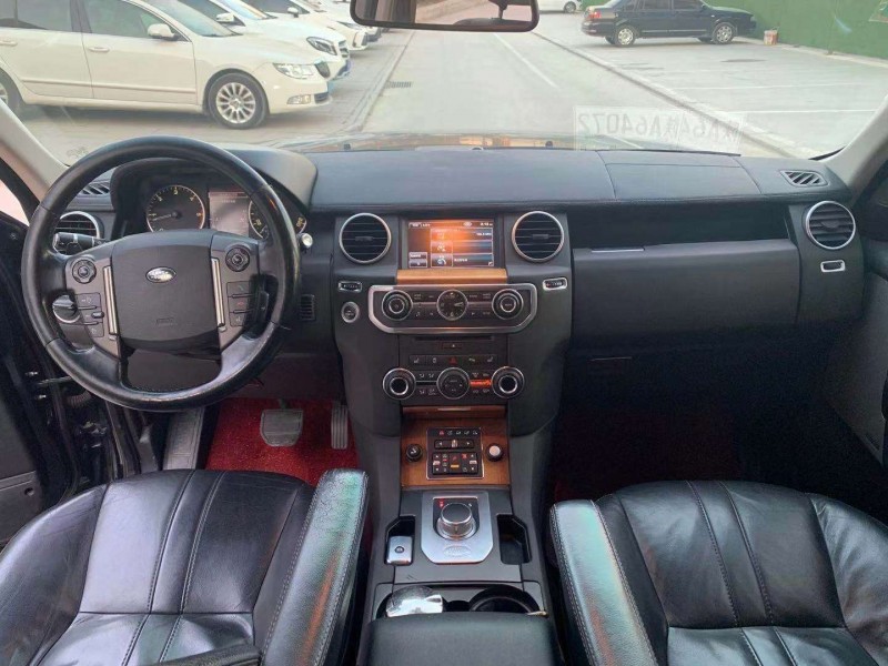 成都13年路虎发现48