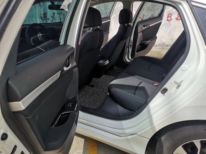 佛山16年本田思域4