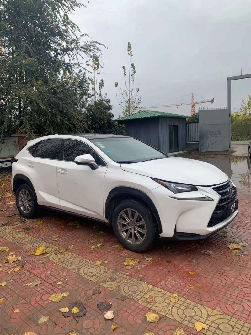 潍坊16年雷克萨斯NX7