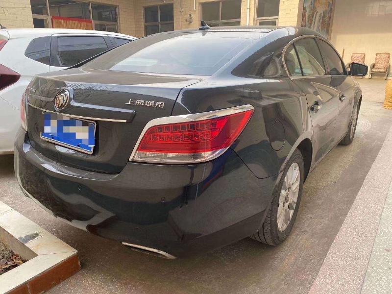 保定13年别克君越2