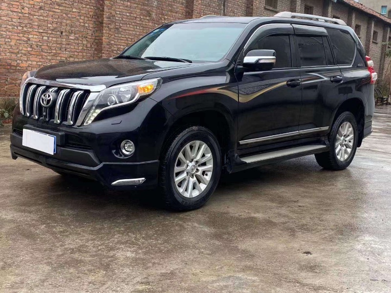 北京16年丰田普拉多6