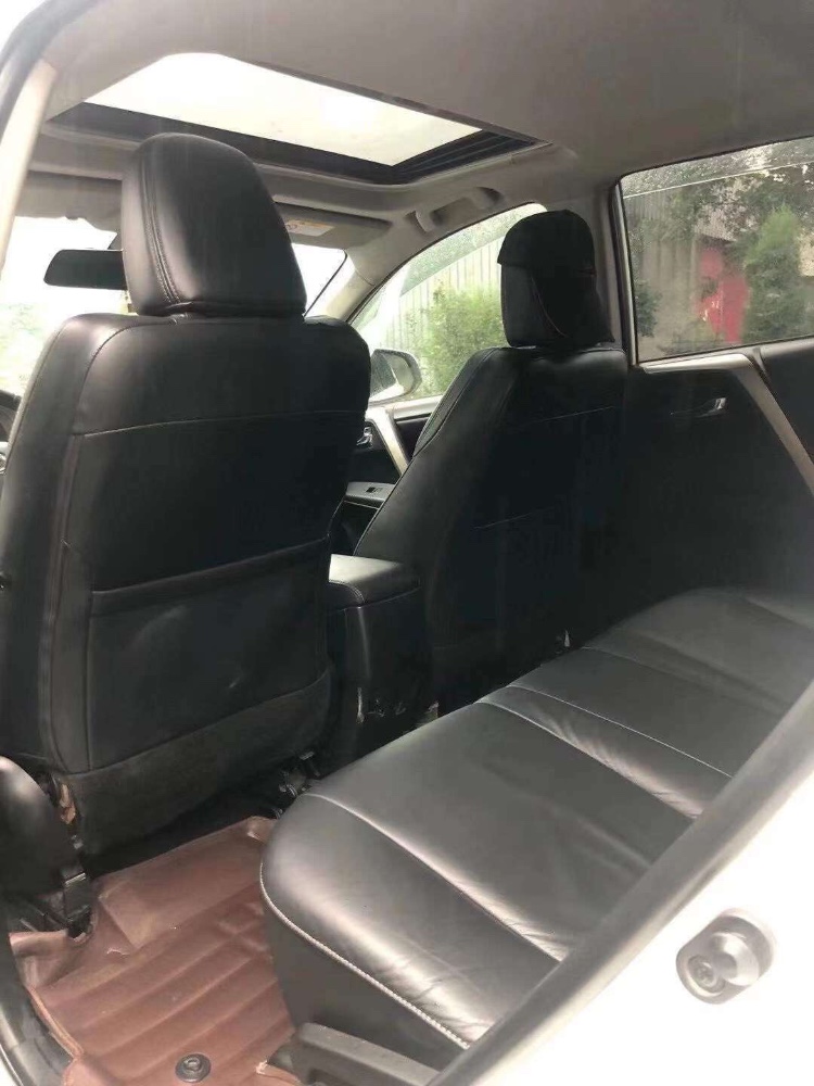 重慶14年豐田RAV46
