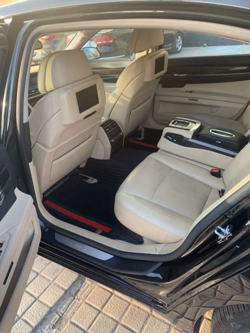 潍坊09年宝马7系4