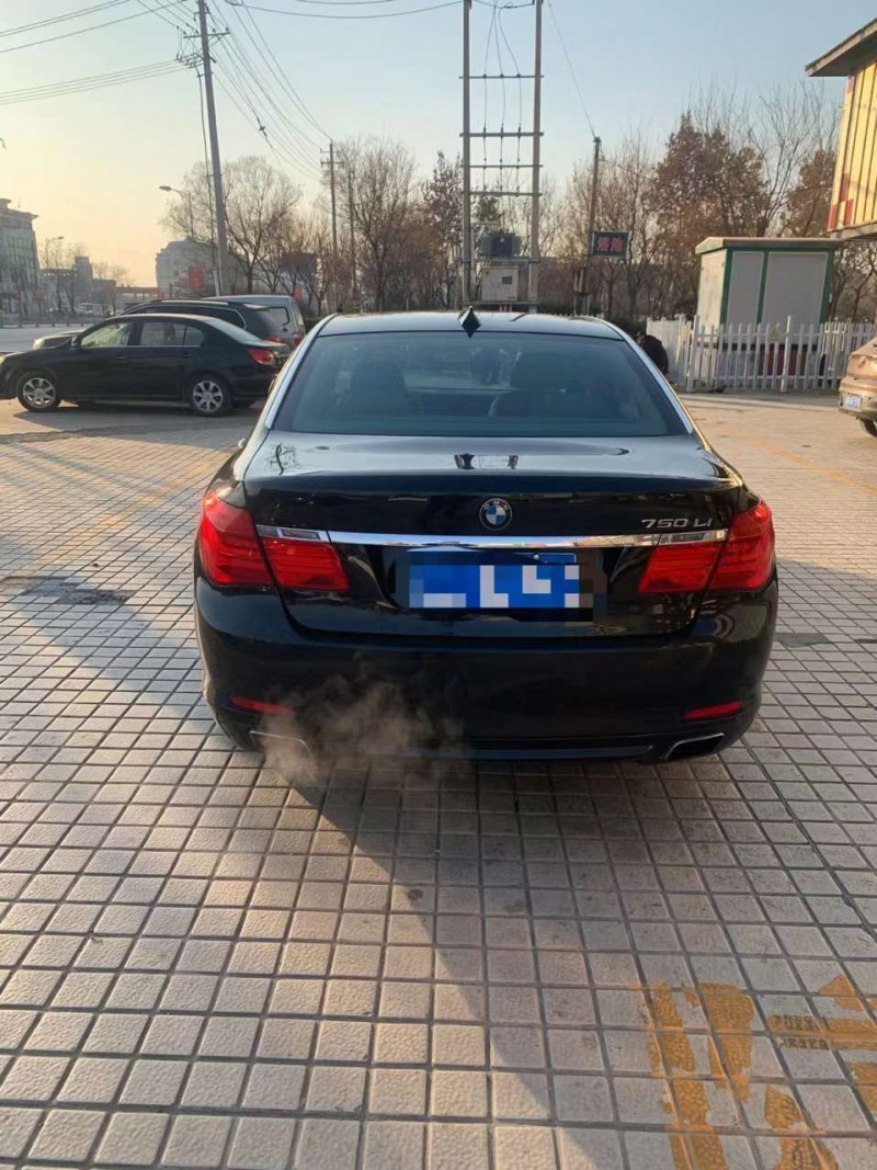 潍坊09年宝马7系9