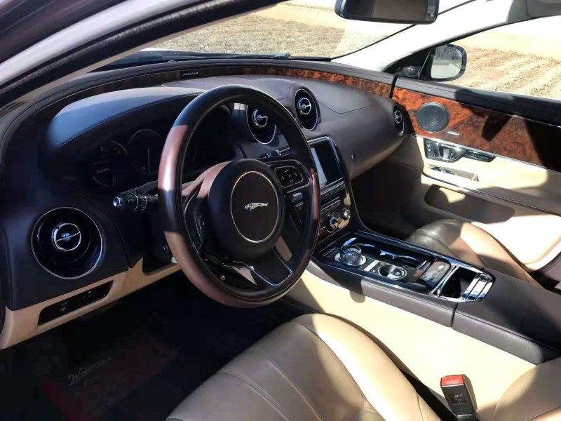 济宁14年捷豹XJ6