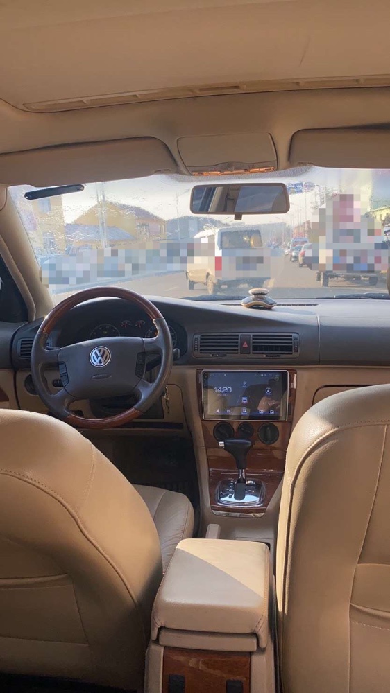 青岛09年大众帕萨特4