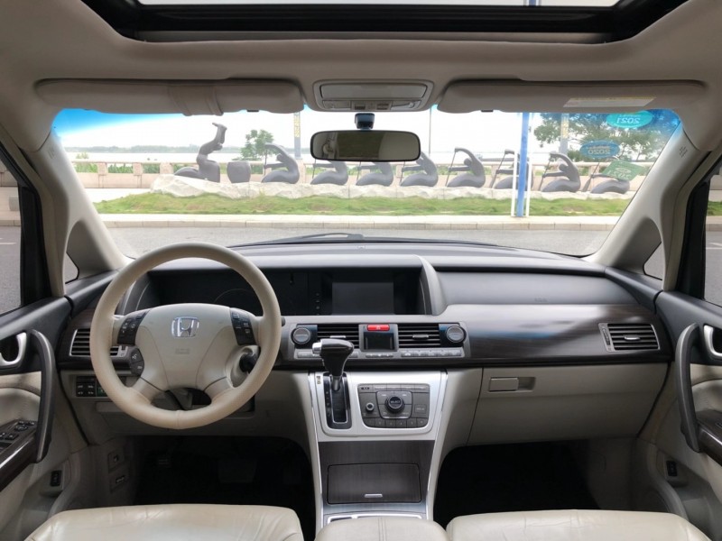 佛山14年本田艾力绅8