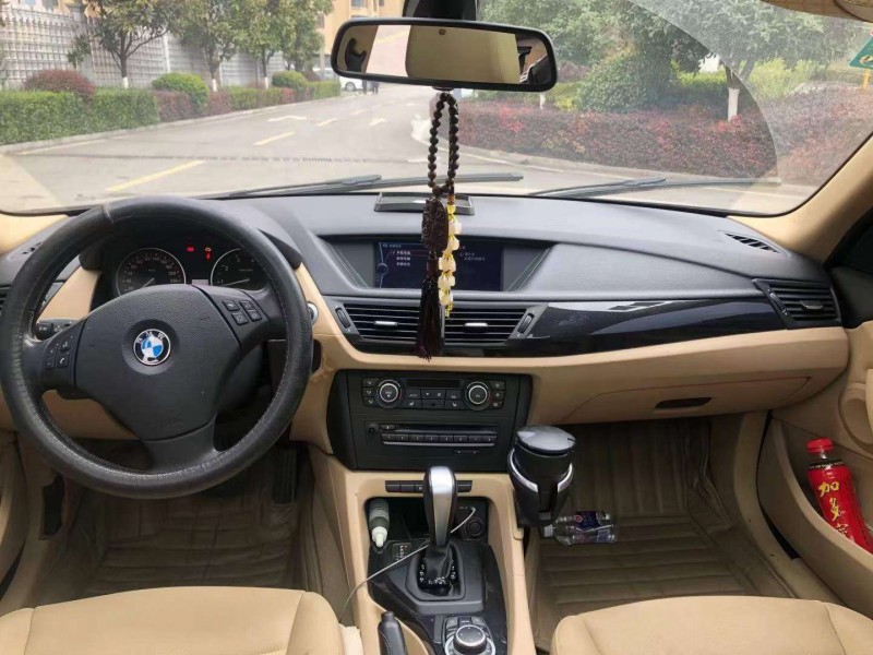 北京12年宝马X17