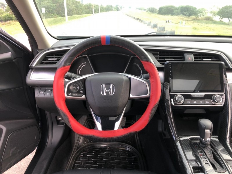 佛山17年本田思域9