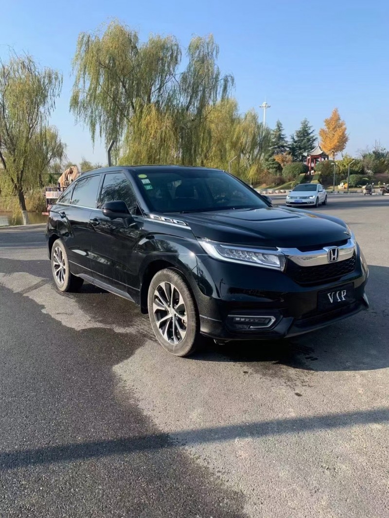 徐州17年本田冠道7