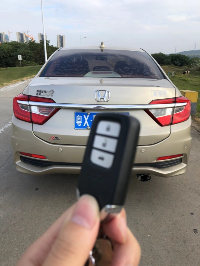 佛山16年本田凌派6