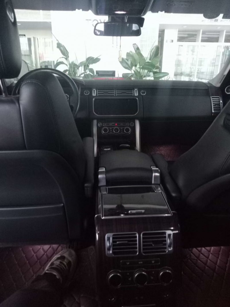 邢台17年路虎揽胜行政8