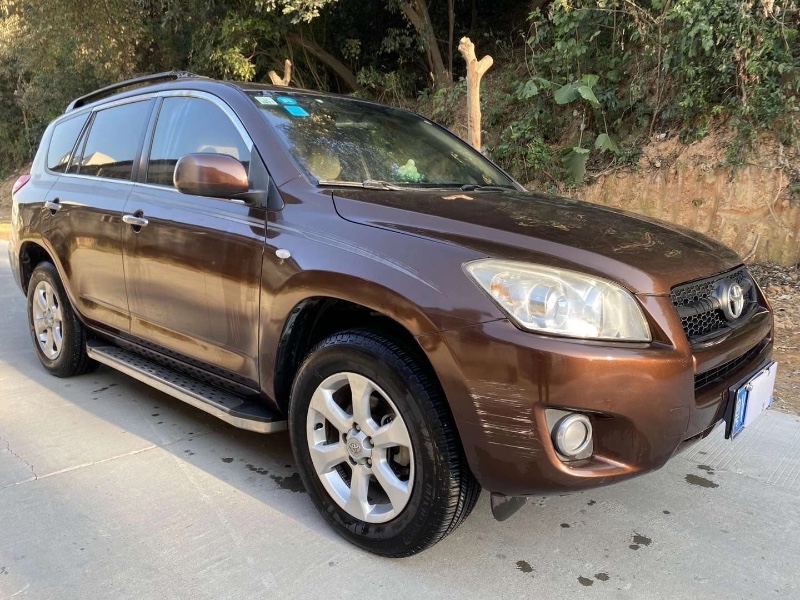 江门13年丰田RAV45