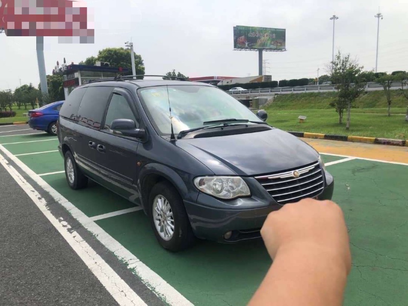 淄博08年克莱斯勒大捷龙8