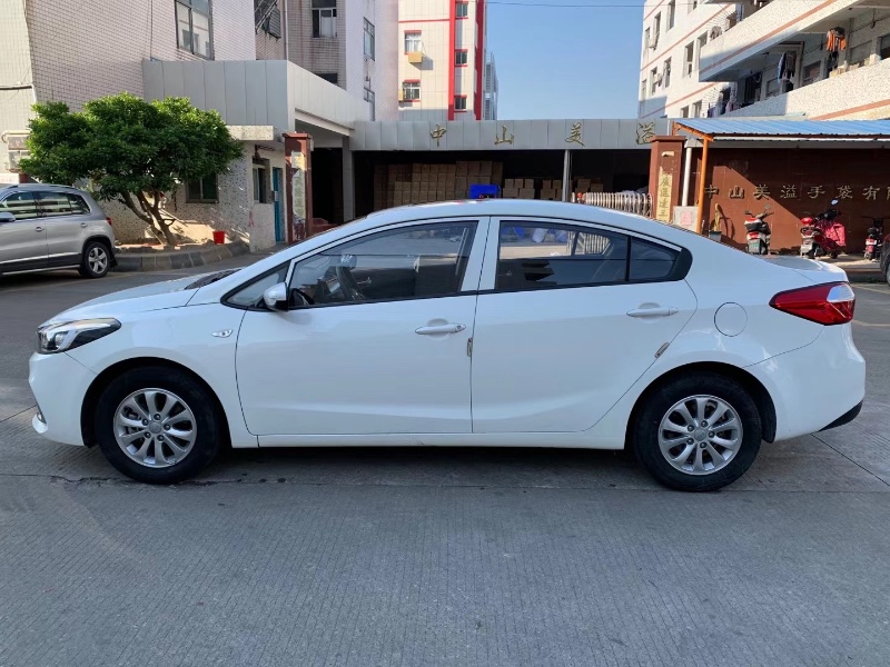 中山18年起亚K33