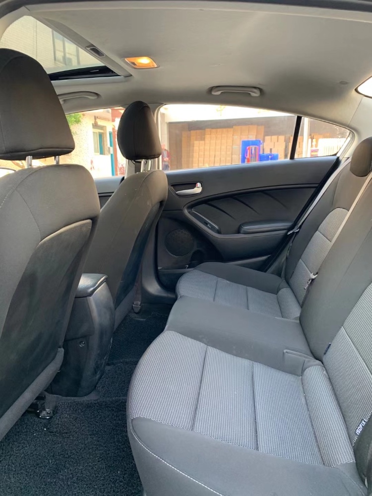 中山18年起亚K35