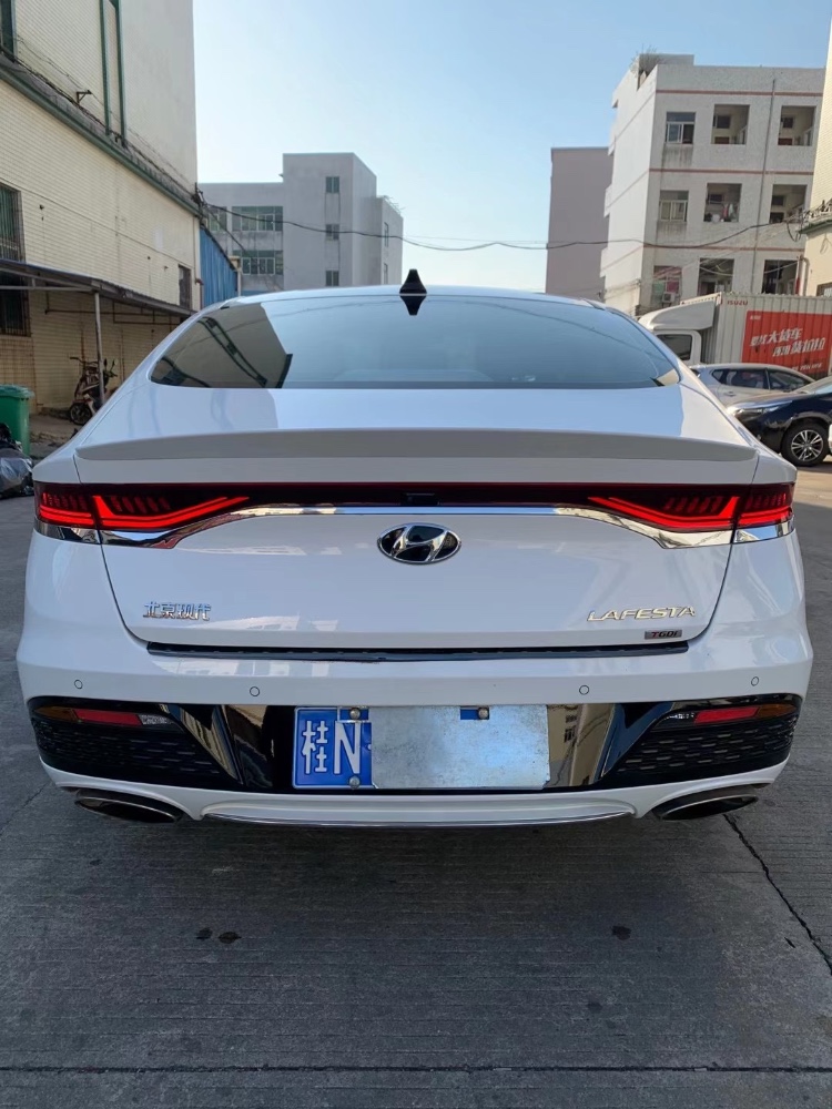 中山19年现代菲斯塔4