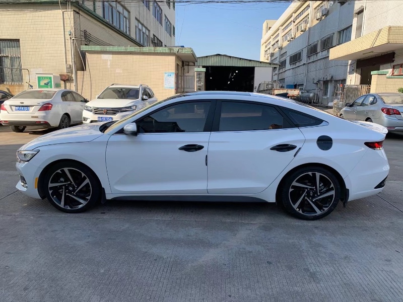 中山19年现代菲斯塔5