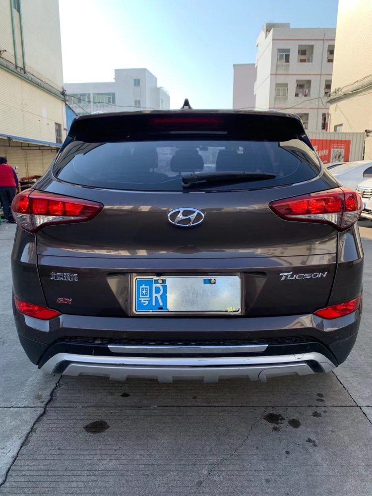 16年现代途胜抵押车 [过期]