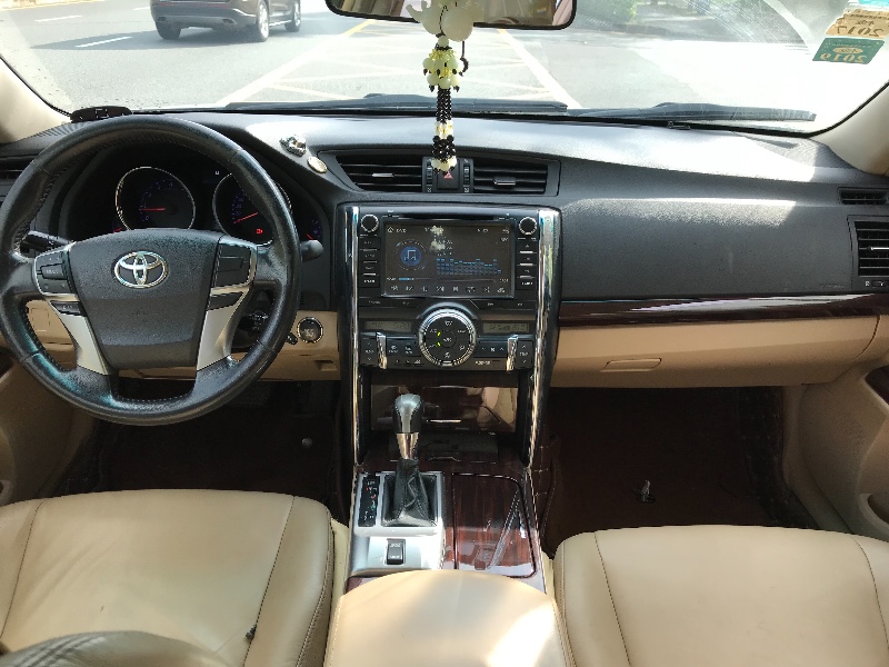 深圳13年丰田锐志4