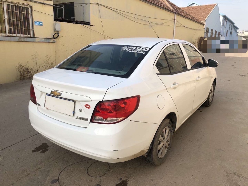 烟台15年雪佛兰赛欧5