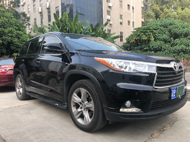 深圳18年丰田汉兰达7