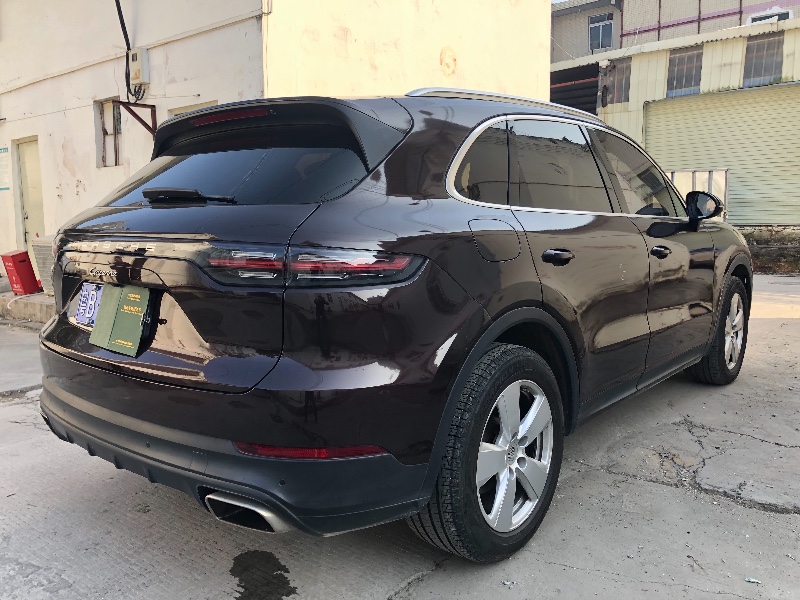 深圳18年保时捷卡宴2