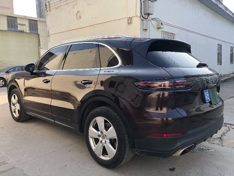 深圳18年保时捷卡宴4