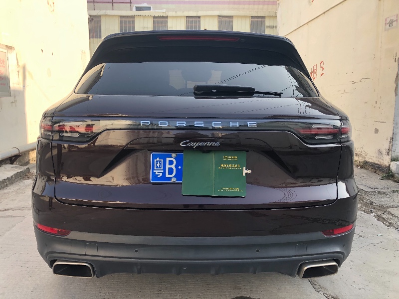 深圳18年保时捷卡宴3