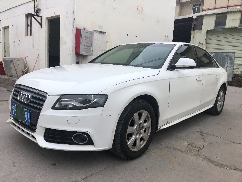 深圳12年奥迪A4L8
