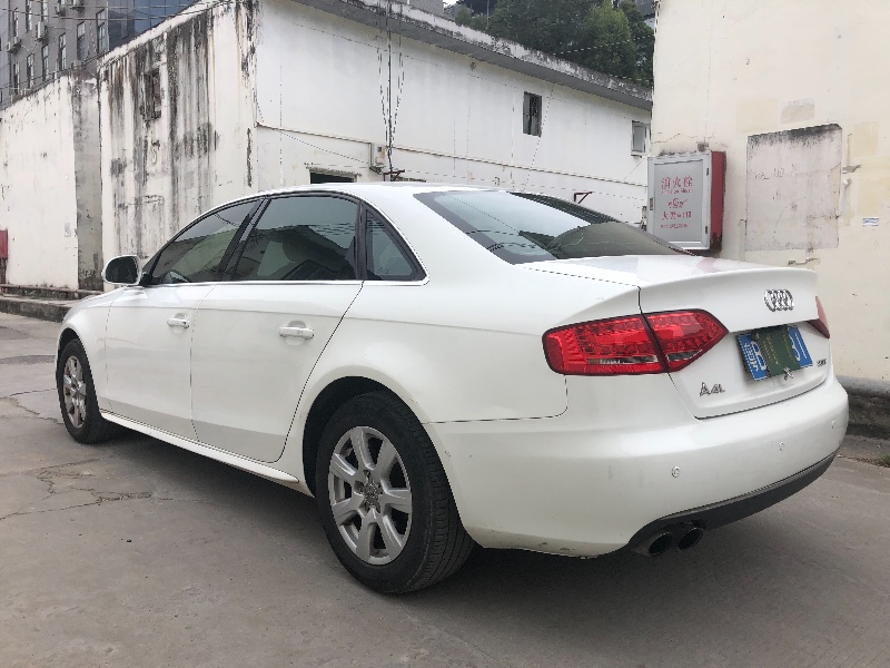 深圳12年奥迪A4L4