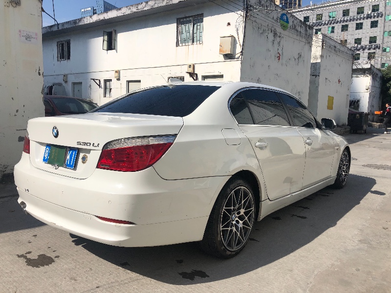深圳08年宝马5系2