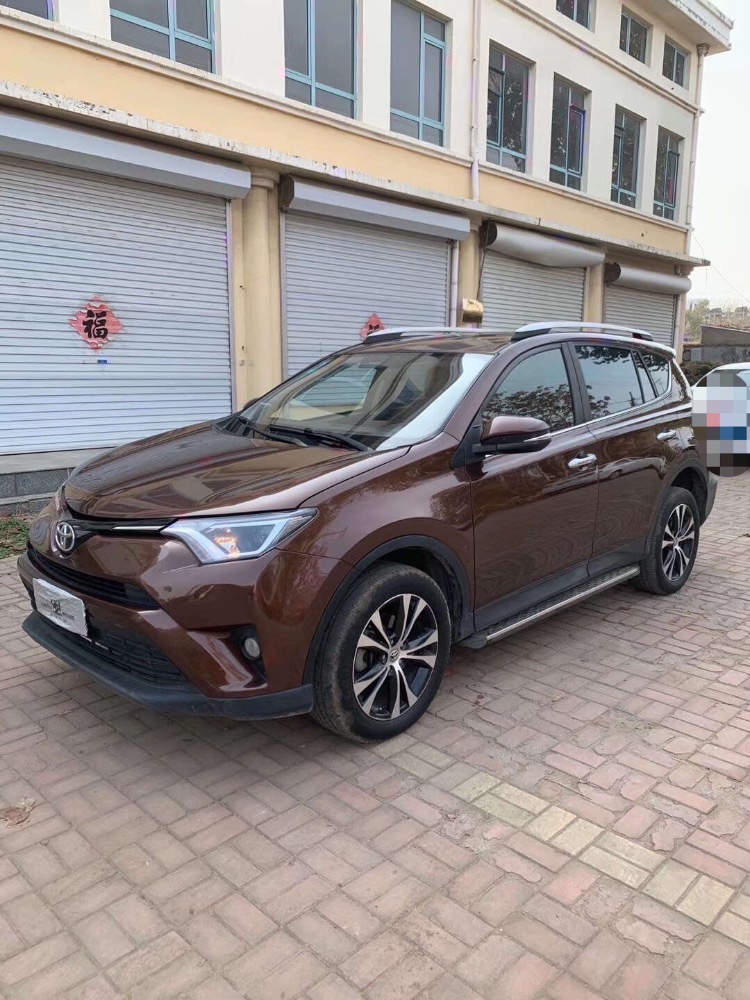 济宁16年丰田RAV4荣放9