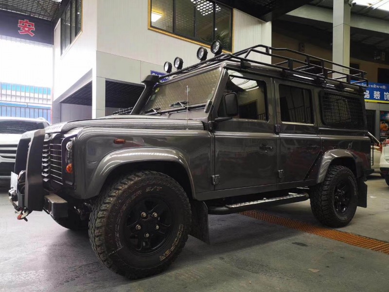 济南14年路虎卫士8