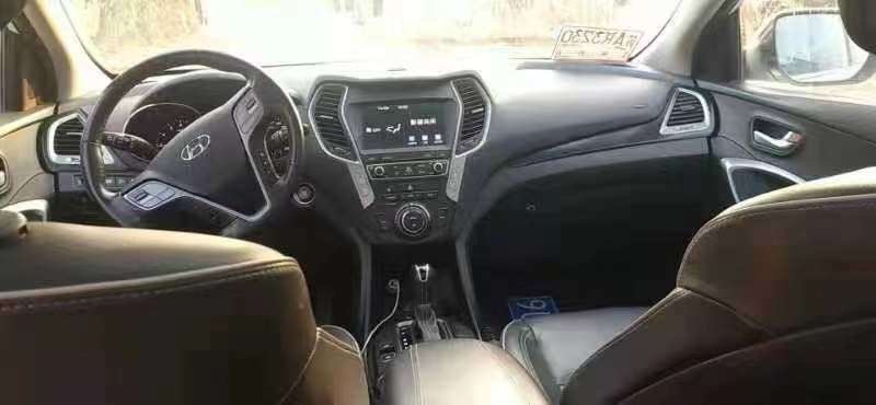 潍坊17年现代全新胜达5