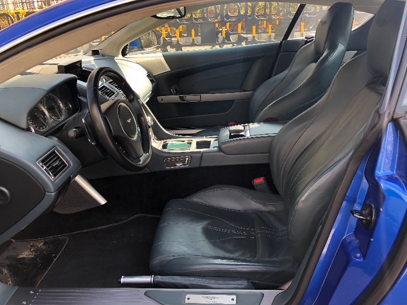 深圳14年阿斯顿·马丁V12 Vantage6