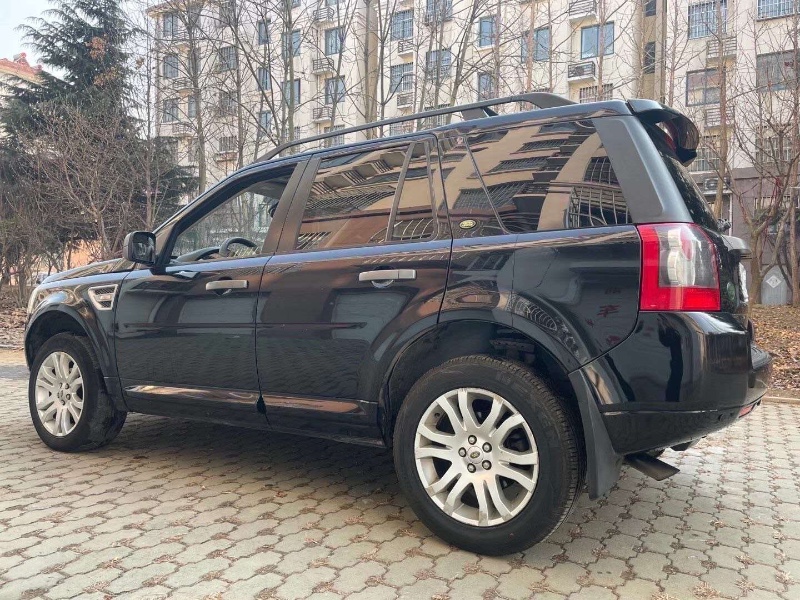 烟台10年路虎神行者24