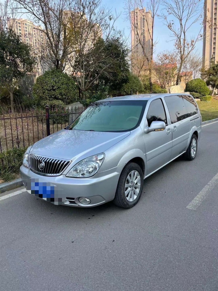 淄博15年别克别克GL82