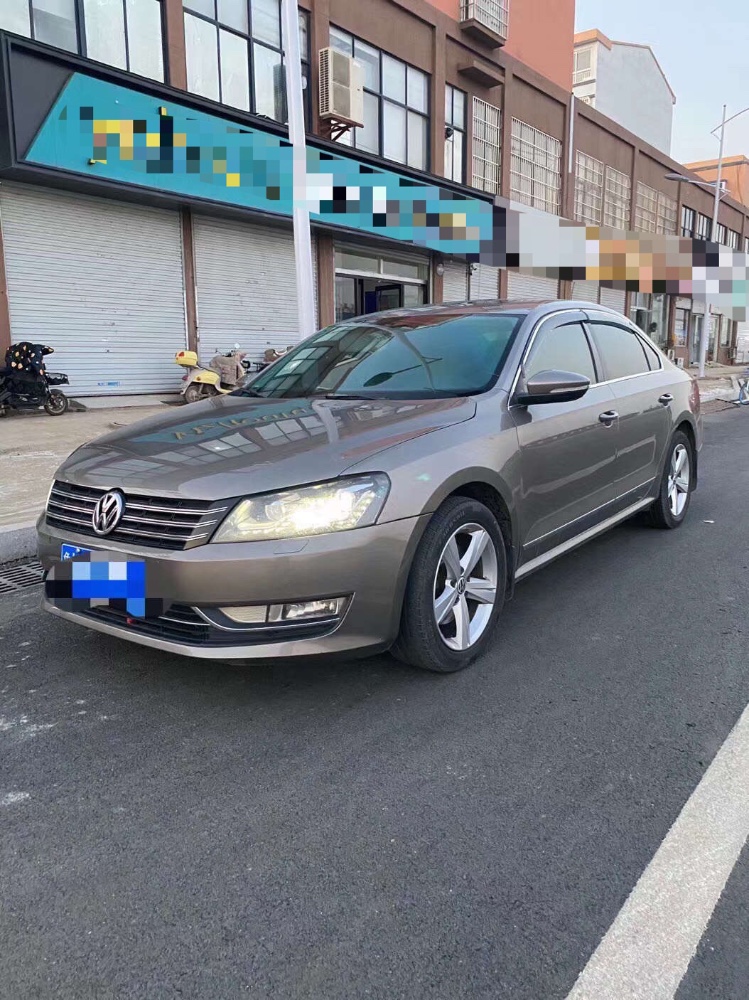 青岛14年大众帕萨特8