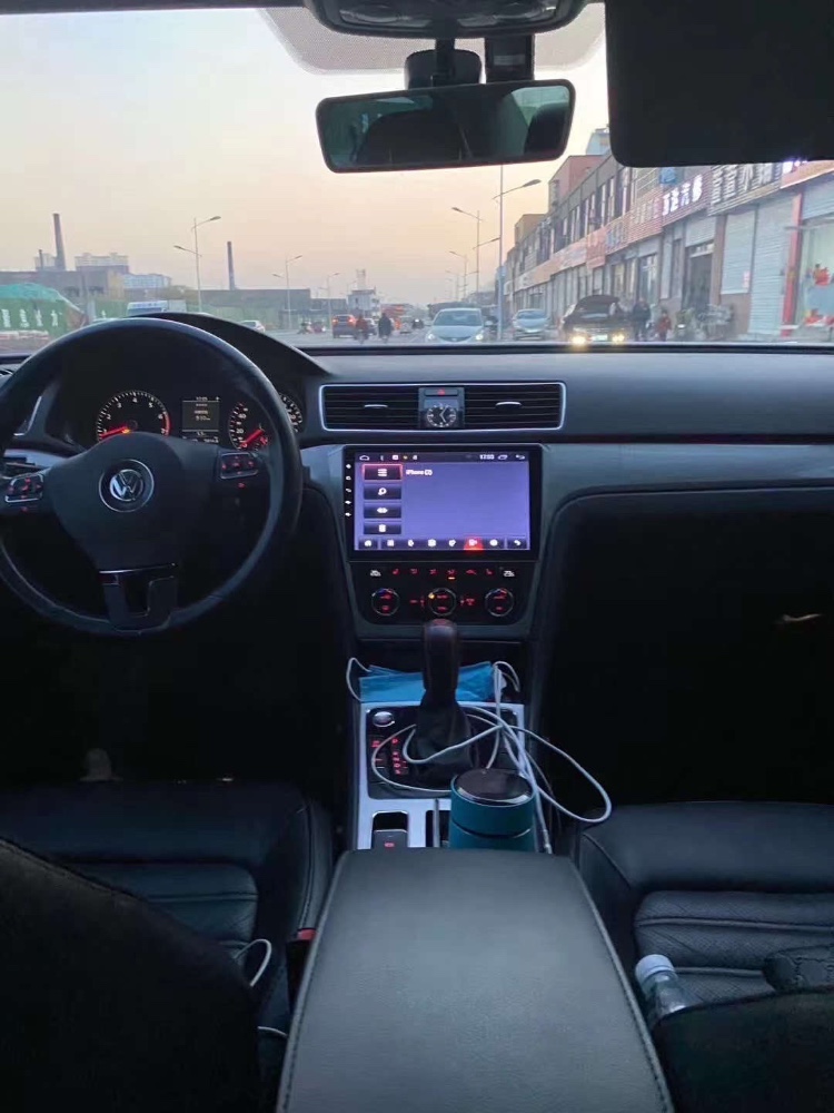 青岛14年大众帕萨特1