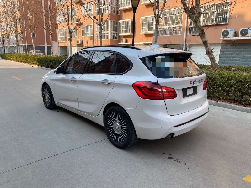 青岛18年宝马2系4