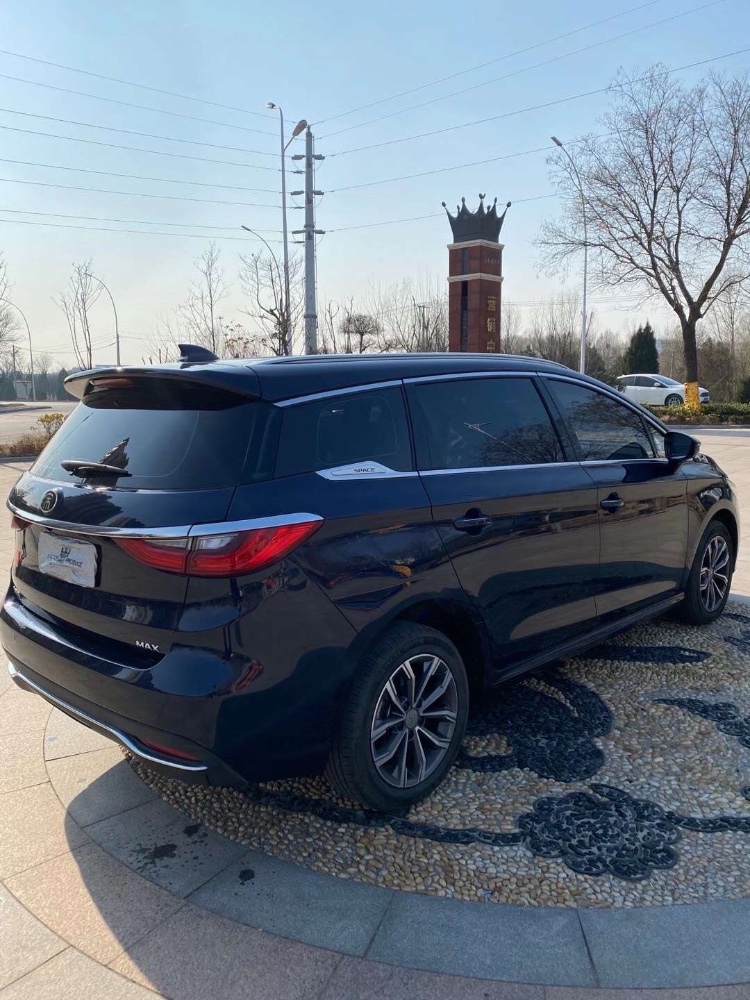 青岛19年比亚迪宋5