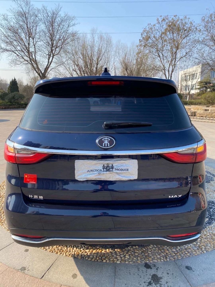 青岛19年比亚迪宋4